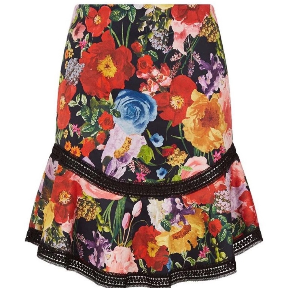 Alice + Olivia Eriko Floral Print Curved Hem Mini Skirt